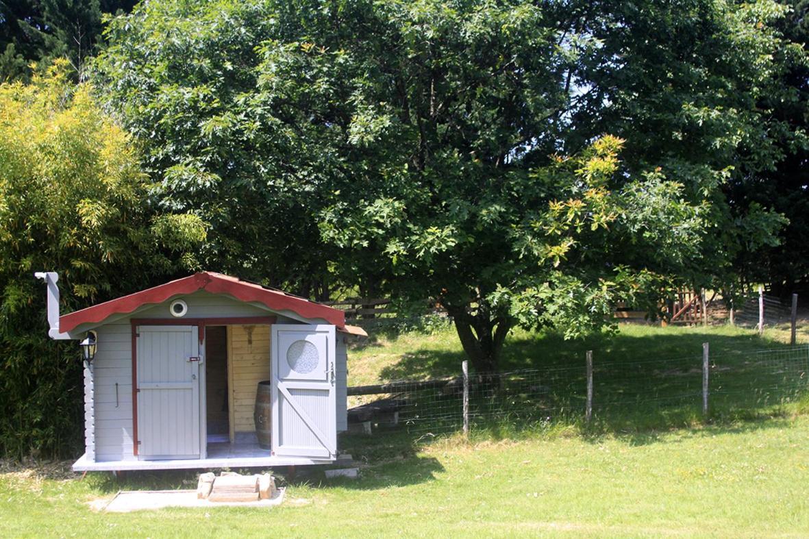 Tente Trappeur Ada, Au Jardin De La Vouivre Saint-Vincent-en-Bresse Экстерьер фото